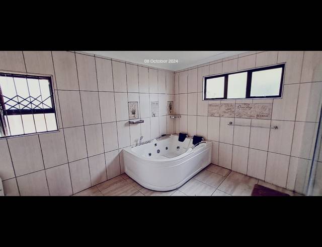 7 BEDROOM HOUSE FOR SALE IN BLACKRIDGE